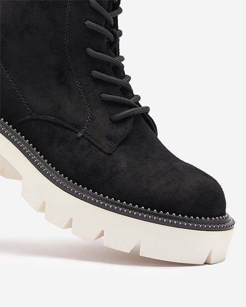 Чорні жіночі чоботи на низькій посадці Savet - Взуття