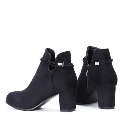 Czarne botki na słupku z eko-zamszu Andele - Obuwie