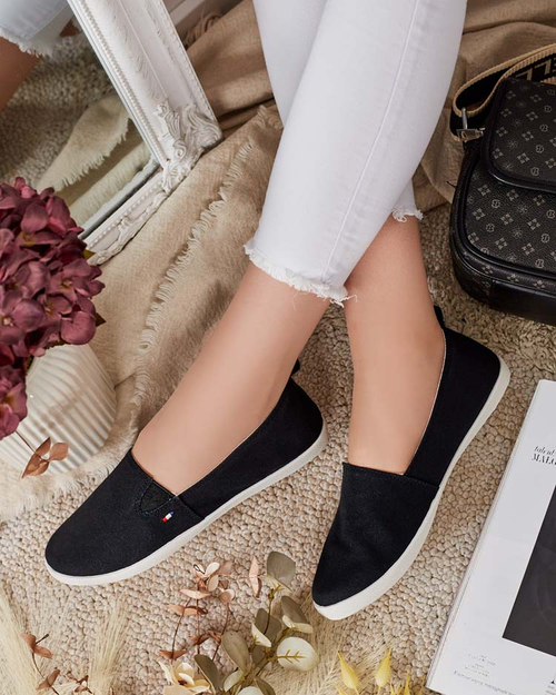 Жіночі кросівки Royalfashion Peliotte