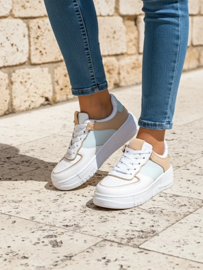 Dámské tenisky Aristea Azzurro z eko-kůže na ploché podrážce 4 cm