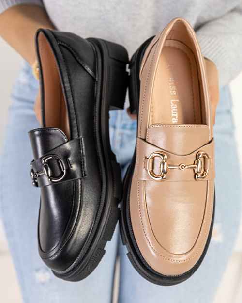 OUTLET Світло-коричневі жіночі туфлі з орнаментом на носі Veteca - Взуття