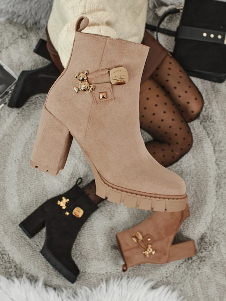 Dámské kotníkové boty eko semišové na sloupku Bearr