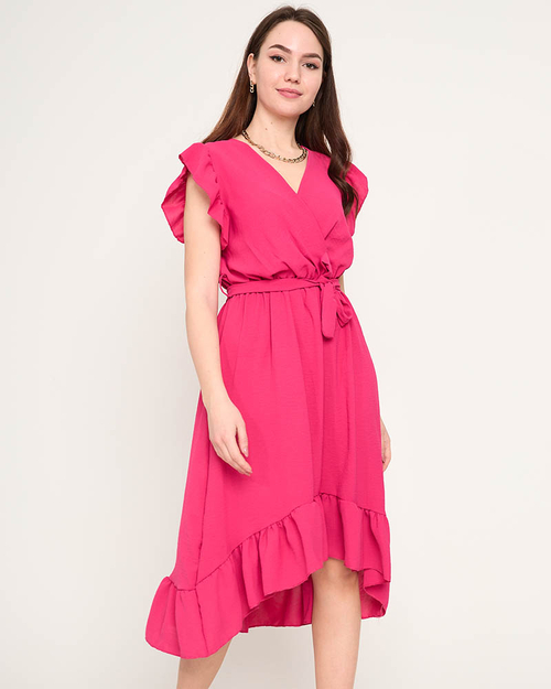 Жіноча сукня кольору фуксії з рюшами