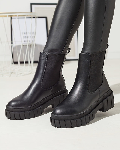 OUTLET Чорні жіночі черевики на товстій підошві Fazzati-Footwear