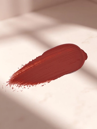 2-v-1 Tekutá Rtěnka a Konturka na Rty Rose Cream
