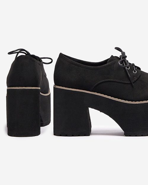 Чорні жіночі напівчеревики на шнурівці на суцільній підошві Lobera - Взуття