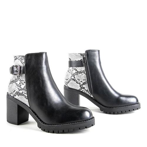 Чорні ботильйони на верхній колонці Claretta - Взуття