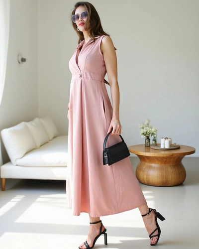 Royalfashion Dámské bezrukávové šaty s překříženým výstřihem Bizness