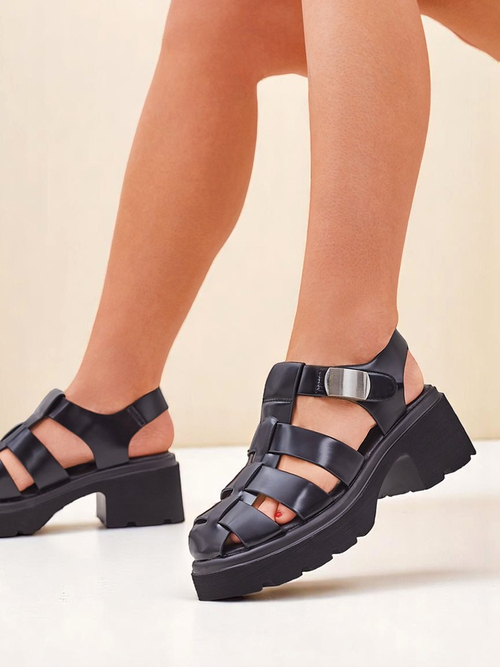 Royalfashion Жіночі сандалі в римському стилі Bratz