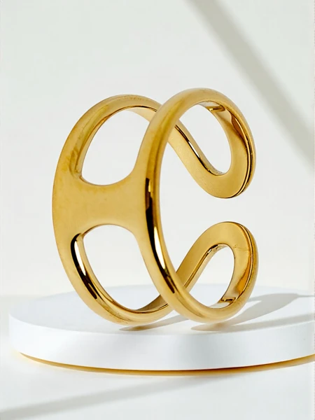 Náramek obruč Dolce Vita s ozdobnými přívěsky