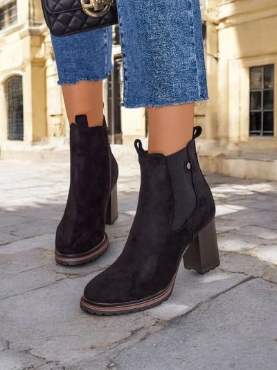 Dámské kotníkové boty Royalfashion z ekologického semiše na sloupu Idilla