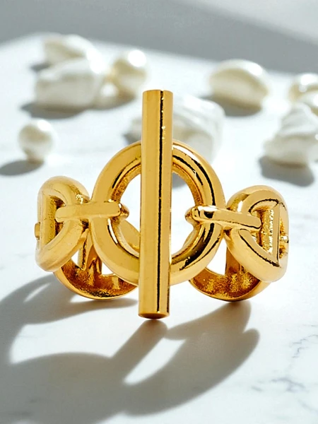 Браслет-обруч Dolce Vita з декоративними шармами