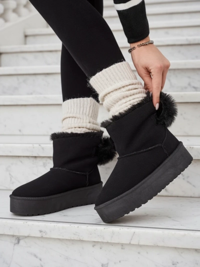 Royalfashion Dámské boty a'la snow boots in black Goroggo
