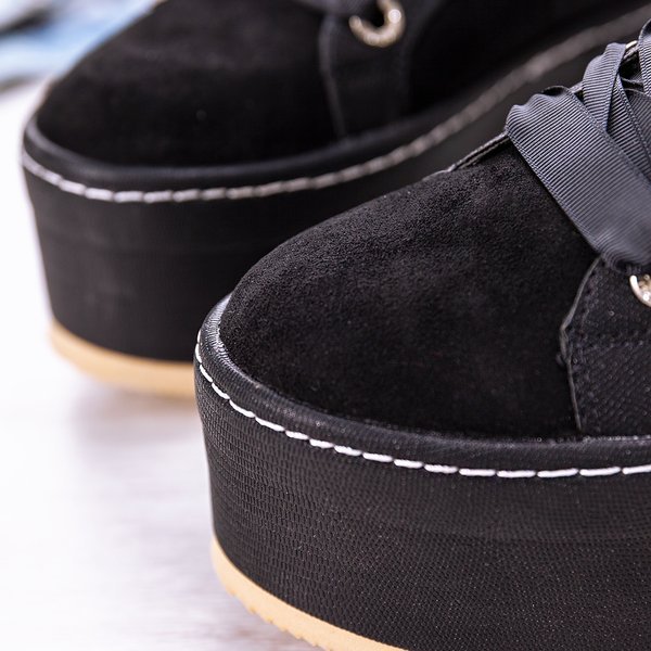 Černé popínavé rostliny na platformě Anime - Obuv