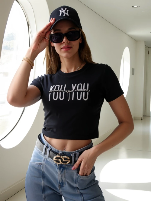 Royalfashion Жіночий бавовняний кроп-топ з написом