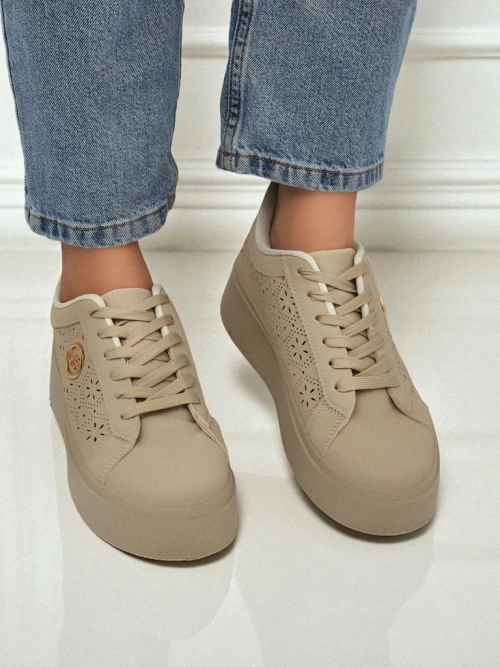 Жіночі снікерси платформа Callista Royalfashion ecru екологічна шкіра