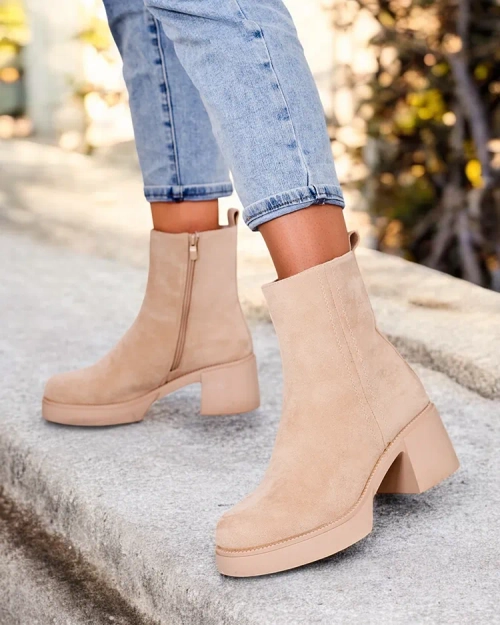 Royalfashion Жіночі черевики на шпильці Tratta