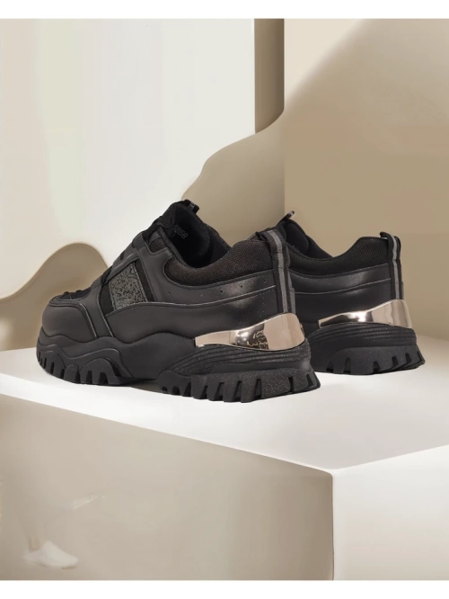 Жіночі кросівки Arete Nero на плоскій підошві зі шкіри екологічної