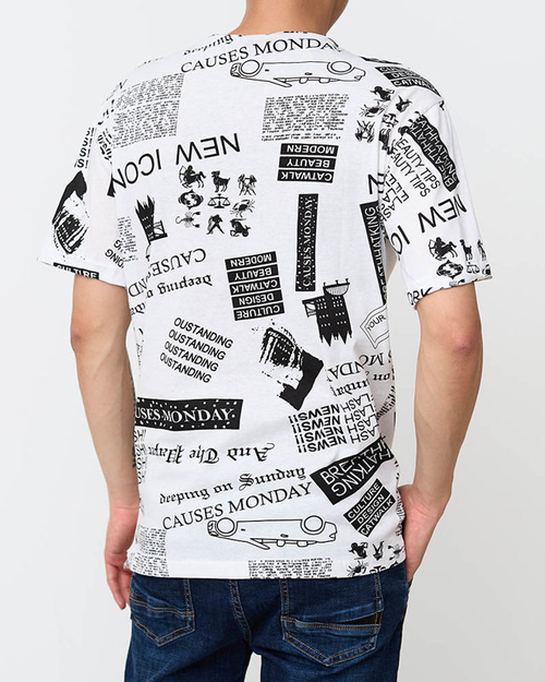 Біла модна чоловіча футболка з принтом - Одяг