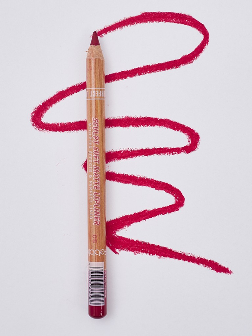 Олівець для губ відтінку кораловий червоний