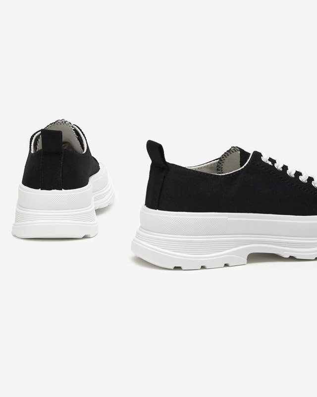 OUTLET Černé dámské sportovní tenisky Cresoma - Obuv