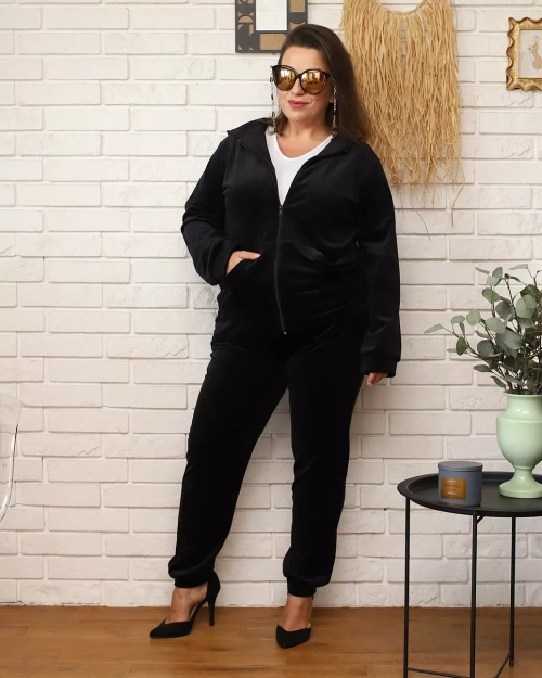 Жіночий спортивний комплект Royalfashion Black PLUS SIZE
