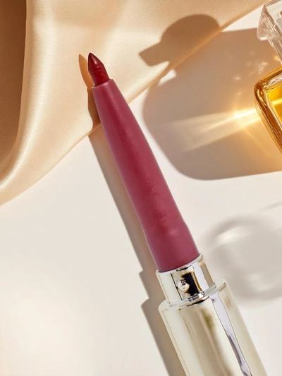 2-v-1 Tekutá Rtěnka a Konturka na Rty Rose Cream