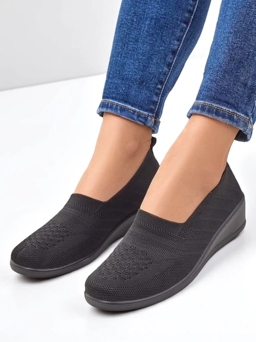 Royalfashion Жіночі лофери на низькому підборі Epoles