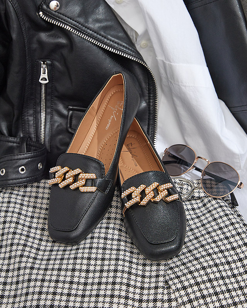 Чорні жіночі лофери з прикрасою Krelizo