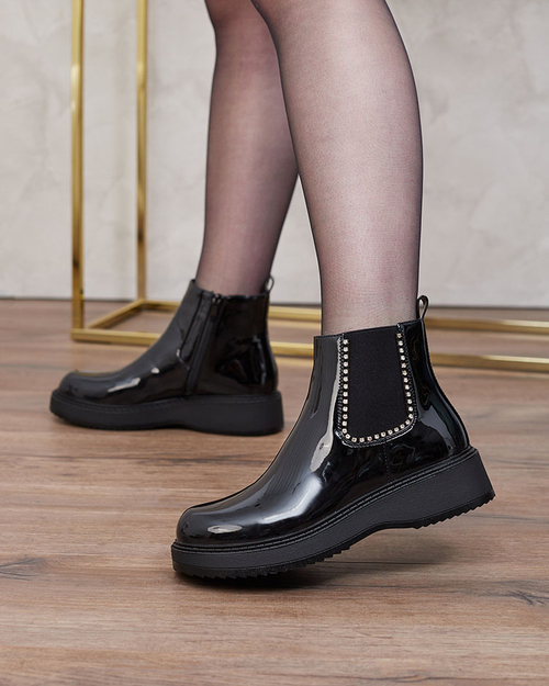 Royalfashion Чорні жіночі черевики на плоскому каблуці з цирконами Winuma