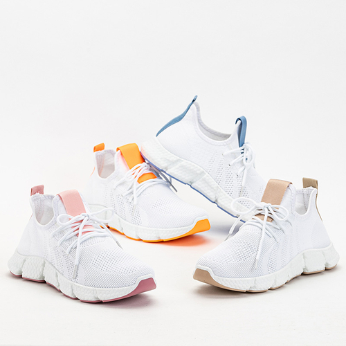 Білі жіночі кросівки з рожевими вставками Baym