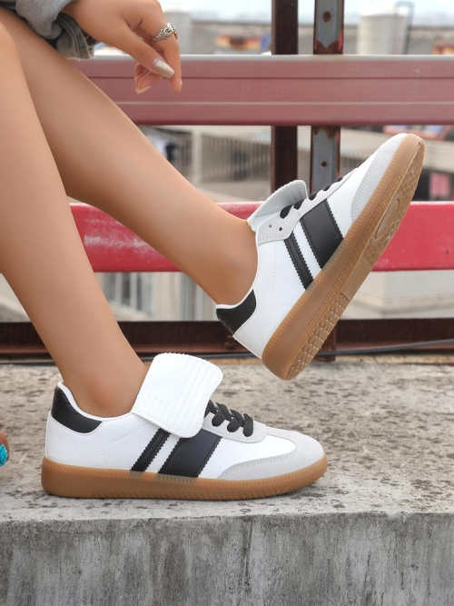 Royalfashion Жіночі спортивні кросівки Ensire