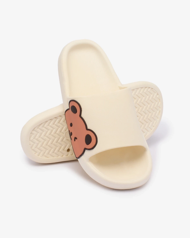 Royalfashion Bílé dámské gumové žabky s medvídkem Levekki