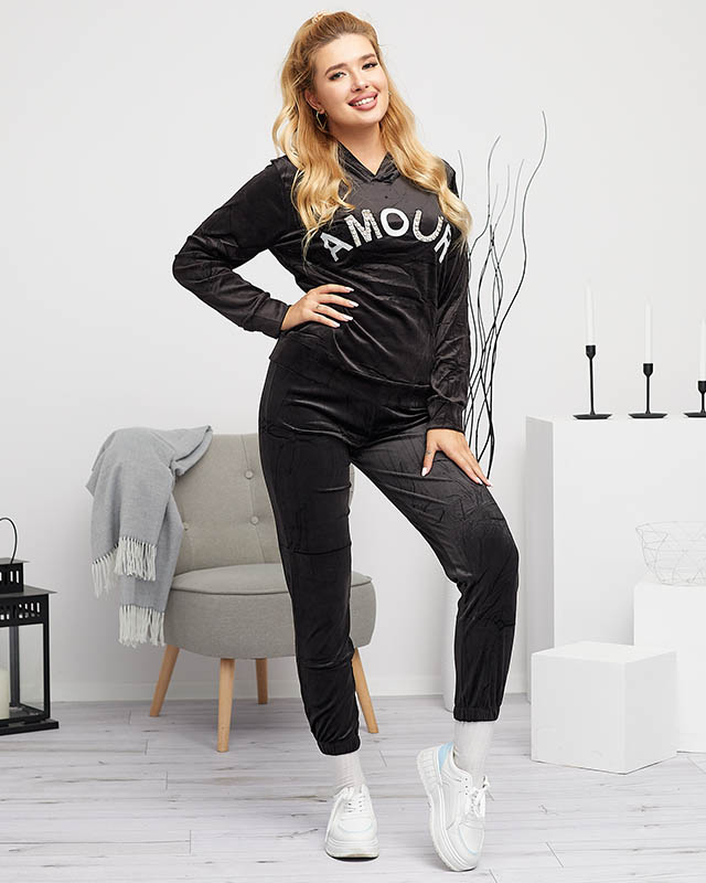 Černá dámská tepláková souprava s nápisem a krystaly - Oblečení