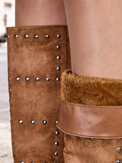 Жіночі чоботи Royalfashion з прихованою підбором чорного кольору Airada