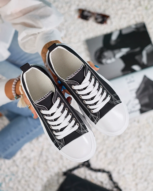 Royalfashion Чорні жіночі кеди на платформі Merija