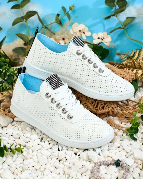 Royalfashion Жіночі ажурні кросівки Mitrra