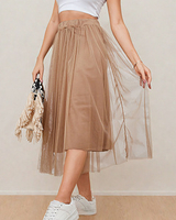 світло-коричневий || коричневий