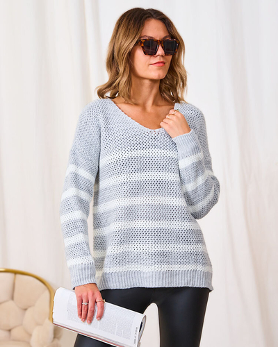 Royalfashion Світло-сірий жіночий светр у смужку