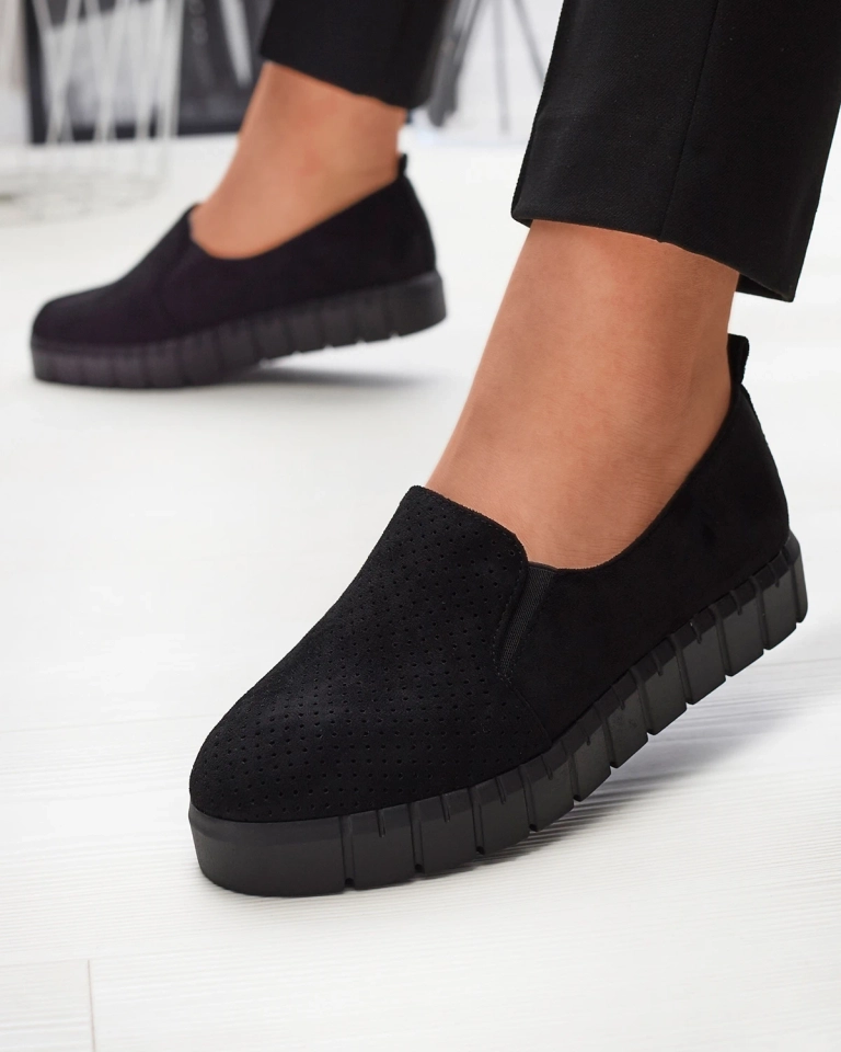 Černé dámské slip on tenisky Openwork Cegeti - Obuv