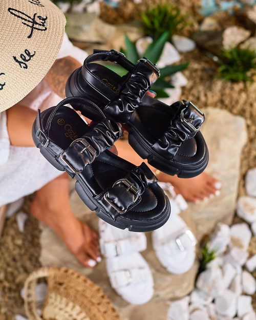 Royalfashion Чорні жіночі босоніжки на товстій підошві Bannat