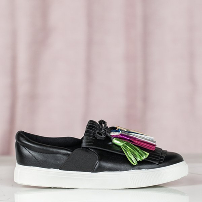 OUTLET Чорні спортивні кросівки з бахромою Osederra - Взуття