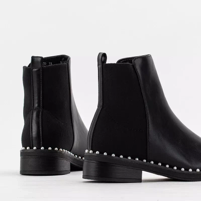 OUTLET Černé dámské kozačky s ozdobnými perlami Manoris - Footwear