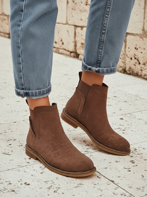 Жіночі ботильйони a'la челсі з еко-замші Veysi
