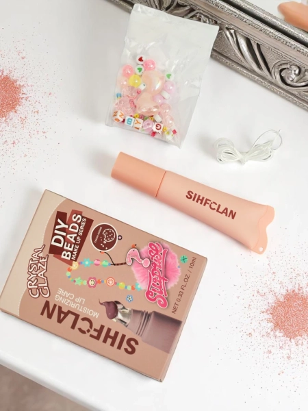 Lesk na rty s náramkem Gloss & Charm Cocoa Cookie