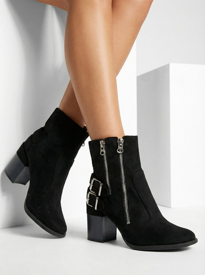 Royalfashion Dámské černé kozačky se zdobením Feirrgo