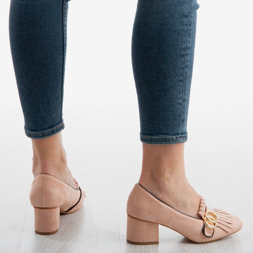 Рожеві насоси з прикрасами на низьких підборах Колись - Взуття 1