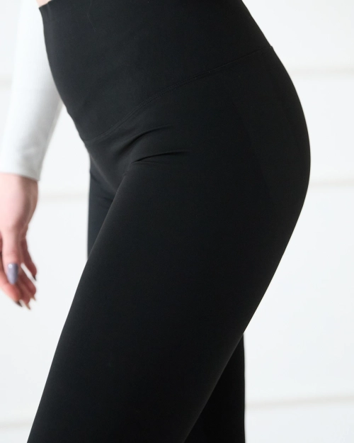 Чорні жіночі легінси з широким еластичним поясом - Одяг