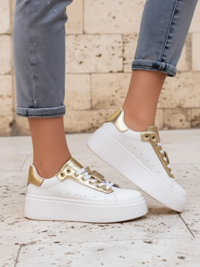 Royalfashion Спортивні жіночі кросівки Kisoffi