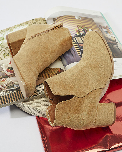 Чоботи жіночі з екозамші верблюжої Frenas - Взуття